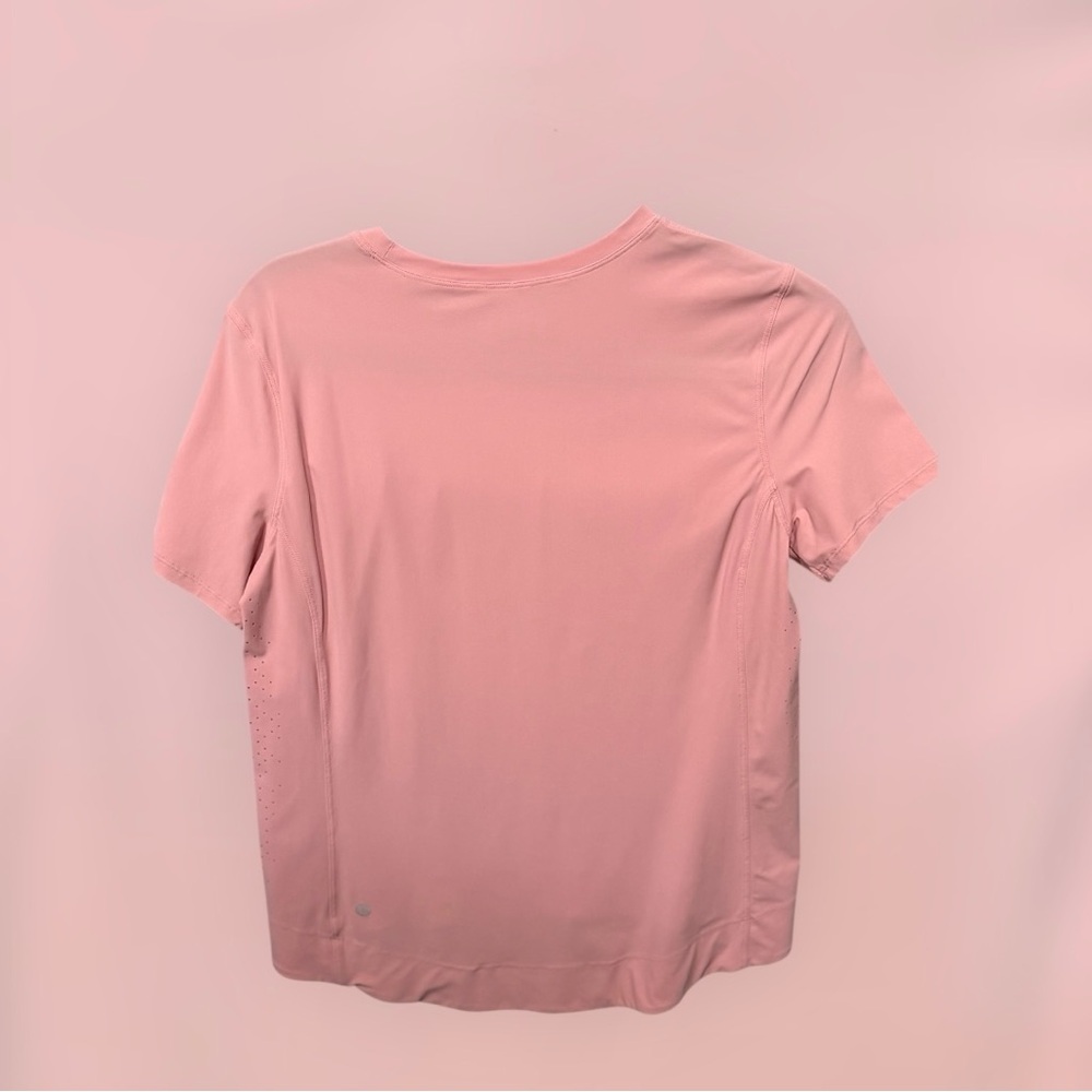 Lululemon shortsleeved top - Picture 3 of 3
